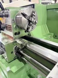 Tour à vis et à broche guidée EMCO-MAXIMAT SUPER 11 Images sur Industry-Pilot