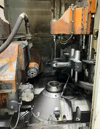 Fraiseuse à roulage d'engrenages - verticale LIEBHERR LC300 Images sur Industry-Pilot