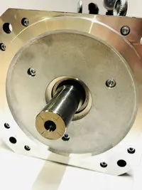 Synchronservomotor B&R 8LSA84.DA030D200-3 guter Zustand