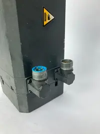 محرك سيرفو متزامن Servomotor Siemens 1FT6064-1AF71-4AH1 الصورة على Industry-Pilot