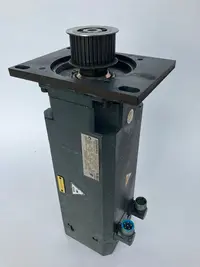 محرك سيرفو متزامن Servomotor Siemens 1FT6064-1AF71-4AH1 الصورة على Industry-Pilot