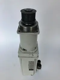 محرك سيرفو متزامن Servomotor Siemens 1FT5044-0AC01-1-Z mit Getriebe SP75-V2-20E الصورة على Industry-Pilot