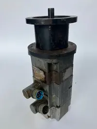  Синхронный сервомотор Servomotor Siemens 1FK6040-6AK71-1EH0 фото на Industry-Pilot