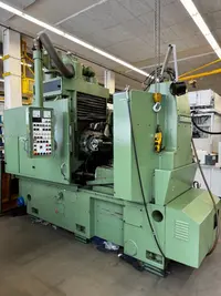  Fraiseuse à roulage d'engrenages - verticale LIEBHERR L 652 Images sur Industry-Pilot