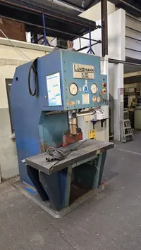 Hydraulische Presse Luenzmann PL- 150 guter Zustand