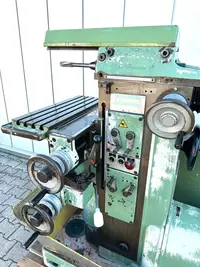 آلة تفريز مسطحة - شاملة Macmon M100 Universalfräsmaschine mit Horizontalkopf الصورة على Industry-Pilot