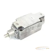   Saia Miltac XM1-7-E6 Sicherheitsschalter 10A 380V AC1 SN 74983 الصورة على Industry-Pilot