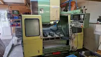  مركز المعالجة العمودي MORI SEIKI MV 40B mit kompl. Werkstatt/with compl.tool shop الصورة على Industry-Pilot