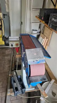 مركز المعالجة العمودي MORI SEIKI MV 40B mit kompl. Werkstatt/with compl.tool shop الصورة على Industry-Pilot