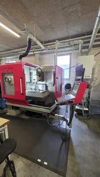 Bearbeitungszentrum - Universal KUNZMANN WF 650 CNC Fräsmaschine mit 4. Achse guter Zustand