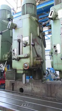آلة حفر صفية WMW Saalfeld BKR 4 x16 الصورة على Industry-Pilot
