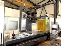 Bettfräsmaschine - Universal SORALUCE TR 35 guter Zustand