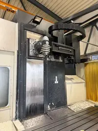 Bettfräsmaschine - Universal SORALUCE TR 35 guter Zustand