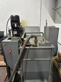 مركز المعالجة العمودي CHIRON MILL 800 الصورة على Industry-Pilot