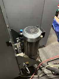 مركز المعالجة العمودي CHIRON MILL 800 الصورة على Industry-Pilot