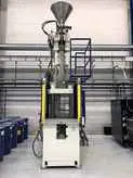 Injection molding machine - clamping force 250 - 999 kN BATTENFELD VM 80 525 UNILOG B6 Vertikal 31.700 h photo on Industry-Pilot