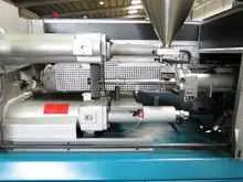 آلة حقن البلاستيك - قوة الإغلاق 250 - 999 كيلونيوتن DR.BOY 90 A 16.200 h الصورة على Industry-Pilot