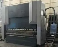  Presse plieuse hydraulique DURMA AD-S 30320 2013 Images sur Industry-Pilot