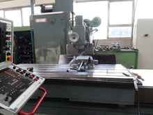  Toolroom Milling Machine - Universal SHW UF5 photo on Industry-Pilot