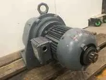   Bauer G43-11/DK84-200 Getriebemotor Elektromotor 230/380V 0,55 kW 1420 U/min الصورة على Industry-Pilot