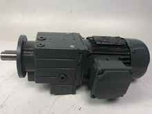  Lenze GST05-2M VCK 071C42 Getriebemotor Elektromotor 1,0 kW 2515 rpm 1238 фото на Industry-Pilot
