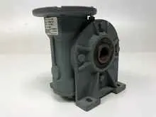   STM Getriebe RMI40 D 1/100 Getriebemotor NRVS011674 фото на Industry-Pilot